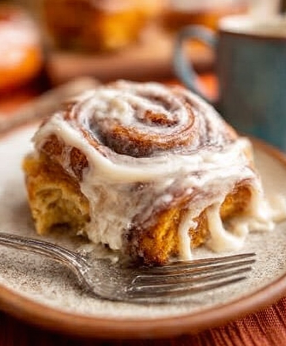 Pumpkin Cinnamon Rolls